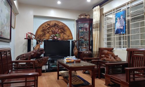 Lô góc thoáng sáng, nhà đẹp, giá rẻ – Giáp Nhất. Chủ để lại toàn bộ nội thất; DT36m2; 5T; MT 3.6m; Giá 4.15 tỷ; LH. Mr BẮC: 0971877631.